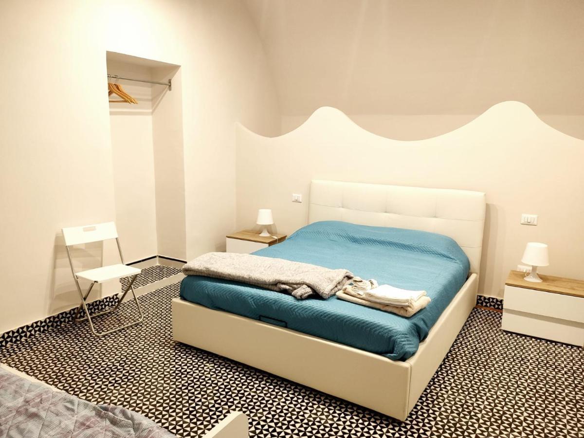 La Culla B&B Salerno Bagian luar foto