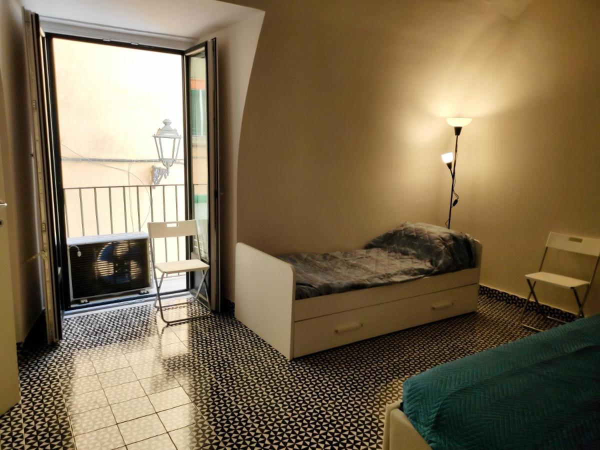 La Culla B&B Salerno Bagian luar foto