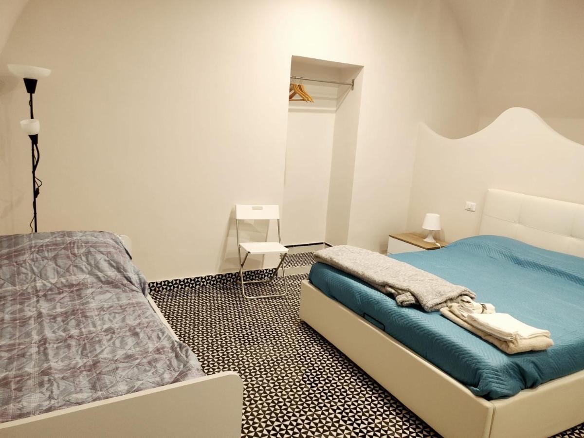 La Culla B&B Salerno Bagian luar foto